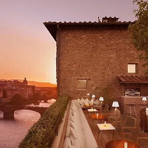 **** Hotel Continentale - Lungarno Collection Italien